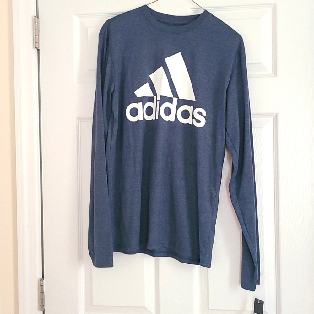 NWT adidas logo long sleeve